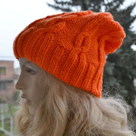 Pomarańczowa  czapka krasnal