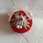 Czerwona bombka quillingowa - Dekoracja bożonarodzeniowa