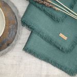 Serweta lniana z nutą zielonej skórki cukinii - Tekstylia stołowe