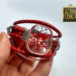 Czerwony październik - bransoleta z żywicy i ekoskóry - 