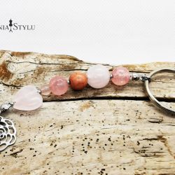 Breloczek z kamieni naturalnych - różówy