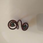Pierścionek "Kręciołek"z miedzi i naturalnego malachitu - Spiralny pierścionek