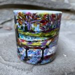 Porcelanowy kubek ręcznie malowany Jesień w parku  - 