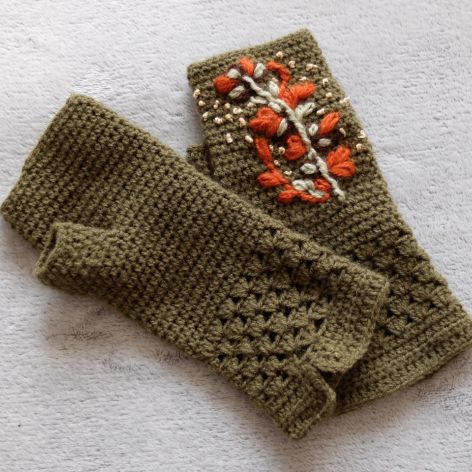 Mitenki z gałązką