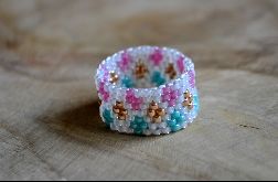 Pierścionek biały w romby 4