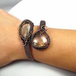 Bransoletka z miedzi z kwarcem z rutylem - bransoletka na ręku