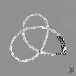 Naszyjnik z kamienia księżycowego premium 