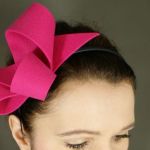 Fascynator fuksja 13cm - 