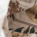 Beżowa shopperka z plecionki - 