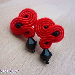 Agnes red - kolczyki wkrętki sutasz