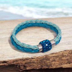 Bransoletka rzemykowa niebieskie cyrkonie.