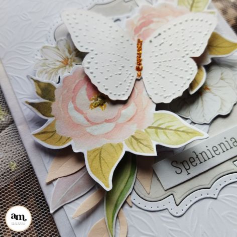 Kartka urodzinowa z motylem KOM-01