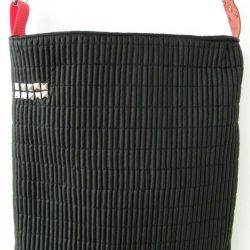 kołderka z ćwiekami