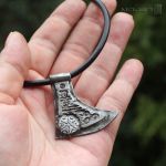 Topór Peruna 02 - jednostronny - rustykalny męski wisior