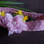 Opaska niemowlęca "Różowy koronkowiec z perłą" - 