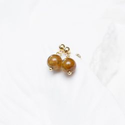 Klasyczne kolczyki pozłacane z agatem.