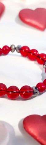 Bransoletka na gumce czerwona serce