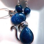 Granatowy lapis lazuli, wisior-kot i kolczyki - 