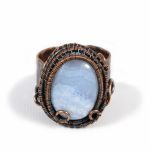 Miedziany pierścionek z niebieski agatem - pierścionek wire wrapped