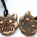 Tybetańska maska, talizman, wisior na rzemieniu - 