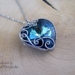 Wisiorek Swarovski Bermuda Blue wire wrapping - Kryształ Swarovskiego w kolorze Bermuda Blue