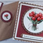 Kartka imieninowa (lub na inną okazję) z bukietem czerwonych tulipanów - Tył koperty z ozdobnym kółeczkiem