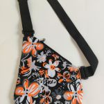 Torebka na ramię ,nerka damska w kwiaty - 