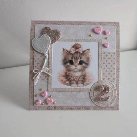 Kartka na urodziny roczek beżowa kotek 