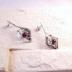 Caro - Srebrne kolczyki z granatem | fasetowany granat, srebro - Srebrne kolczyki z granatem