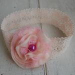 Retro opaska niemowlęca w delikatnym beżu i różu - 