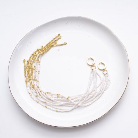 Wyjątkowe ręcznie szyte kolczyki Selene