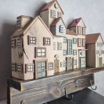 Domki drewniane na klucze handmade 29 - 