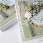 Kartka URODZINOWA z pastelowymi różami - Miętowo-beżowa kartka na urodziny w pudełku
