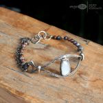 Kamień księżycowy z pietersytami - bransoletka z kamieniem księżycowym