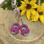 Małe kolczyki sutasz/soutache różowo szare  - Różowe kolczyki