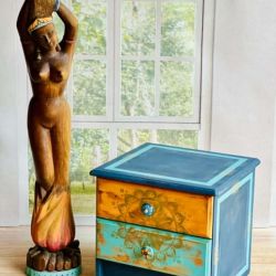 Ręcznie malowana szafka, mebel z duszą,  mandala, ceramiczne uchwyty