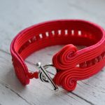 Bransoletka czerwona II - bransoletka to doskonały prezent dla siebie lub bliskiej osoby