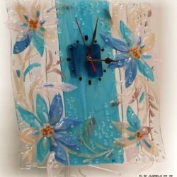 Artystyczna kompozycja ze szkła - zegar "Niebieskie kwiaty"