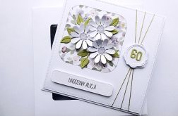 Pastelowa kartka na urodziny z kwiatami