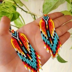 Kolczyki z koralików Długie indiańskie BOHO chwosty frędzle Kolczyki z koralików Długie indiańskie BOHO chwosty frędzle