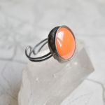 Pomarańczowe kółko - pierścionek ze szkłem - 