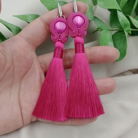 Kolczyki boho chwosty frędzle fuksja różowe