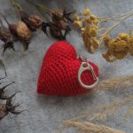 Brelok czerwone serce - prezent na Walentynki - 