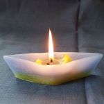 Pływająca świeczka łódeczka - Świeczka w użyciu