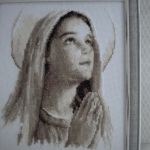 Maryja ze złożonymi rękoma -obraz - część obrazu