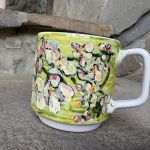Porcelanowy kubek ręcznie malowany Kwitnąca jabłoń - 