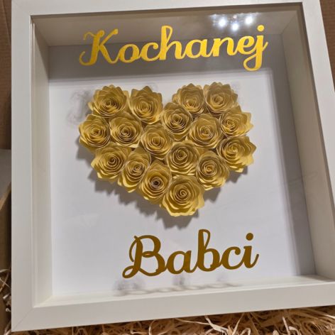 Ręcznie wykonana dekoracja w ramce z sercem pełna personalizacja zaproponuj swoją ramkę