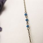Naszyjnik z malowanym szkłem, niebieski - Idealny na prezent