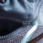 Szary plecak z przednią kieszenią plecionka - 