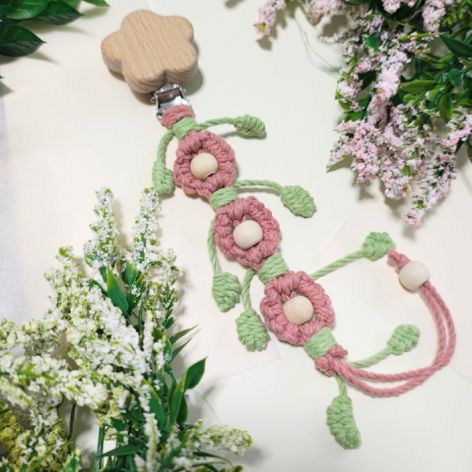 Zawieszka do smoczka lub gryzaka. Kwiatek.